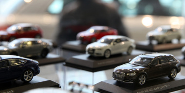 Продажи новых автомобилей в России снова пошли вниз к середине августа