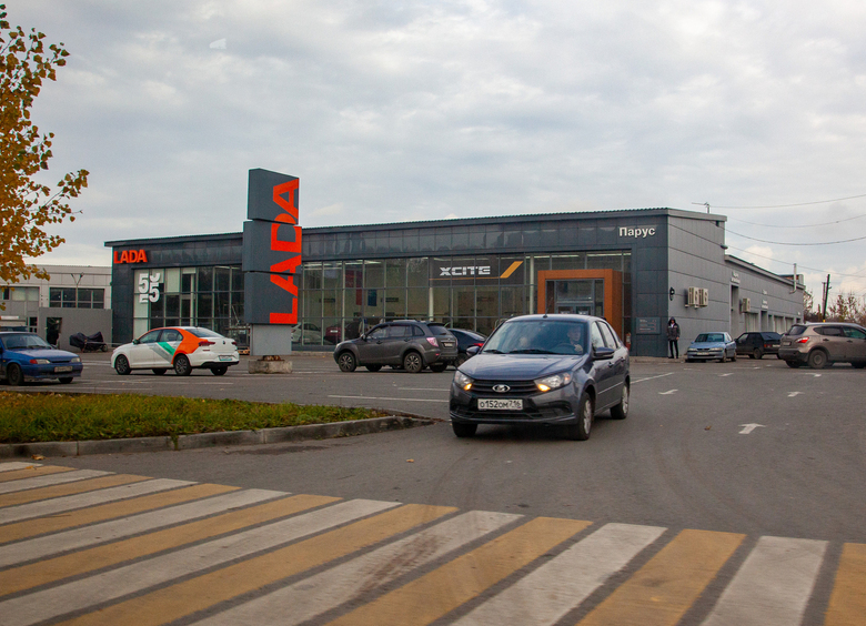 Количество дилерских контрактов в России выросло на 5%