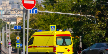 В Ставрополе автомобиль сбил 14-летнего подростка на электросамокате