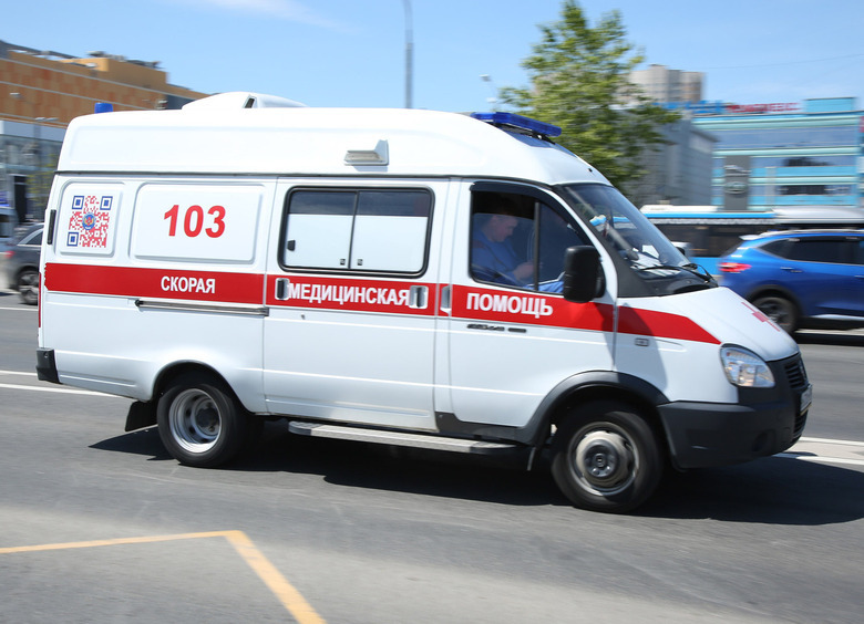 Изображение Женщина погибла под колесами КамАЗа в Твери