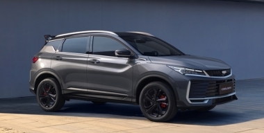 В России появилась новая версия кроссовера Geely Coolray