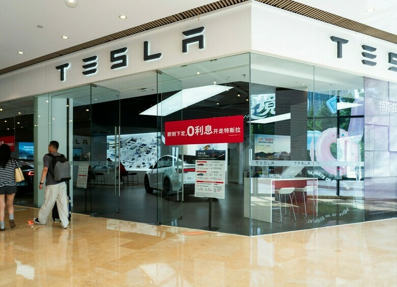 Шахматы большого бизнеса: пострадает ли Tesla от смены приоритетов Илона Маска