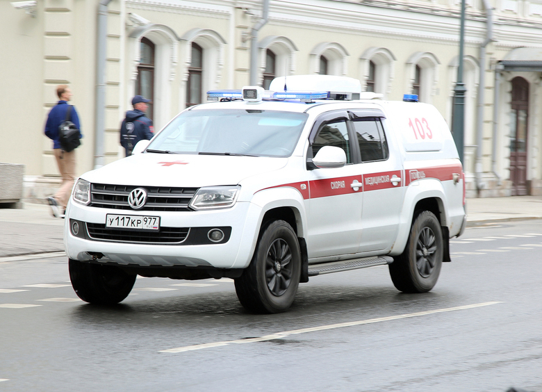 Изображение В Калининграде автомобиль сбил пешехода на переходе