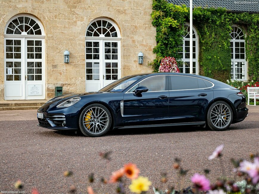 Фото Porsche