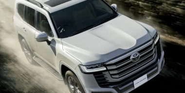 Toyota Land Cruiser 300 обновился и стал гибридом