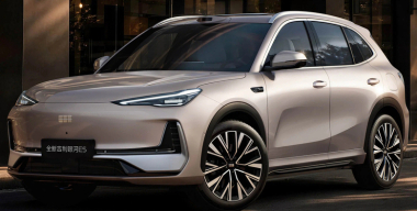 Обновленный кроссовер Geely EX5 сделали мощнее и дальнобойнее