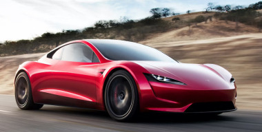 Tesla снова начала принимать заказы на спорткар Roadster