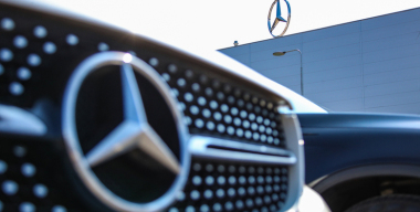 Над двумя автозаводами Mercedes-Benz нависла угроза закрытия
