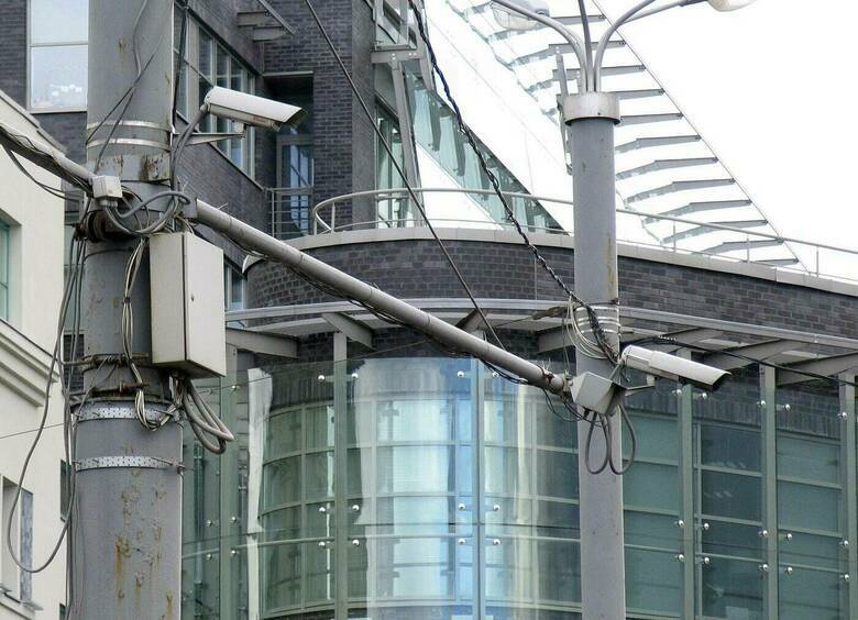 Российские водители начнут узнавать о штрафах ГИБДД через Max