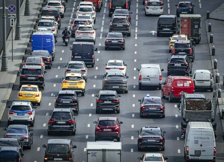 Доля бензиновых легковушек впервые опустилась ниже 50% мирового авторынка