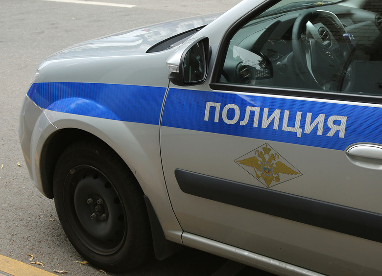 Изображение Пьяный пешеход сжег автомобиль, а потом угнал полицейский Haval и разбил его