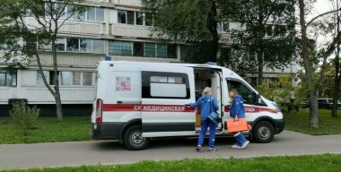 В Омской области подросток на питбайке упал и получил травмы