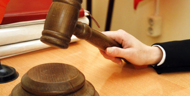 Пьяный дальнобойщик пытался свалить вину на воображаемого напарника