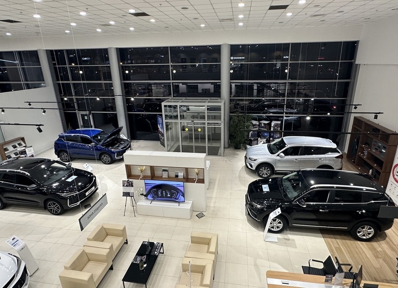 Изображение Российские продажи новых легковых автомобилей сократились на 13%