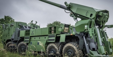 Метко, но редко: ВСУ похвастались стрельбой из «датской» гаубицы Caesar 8x8