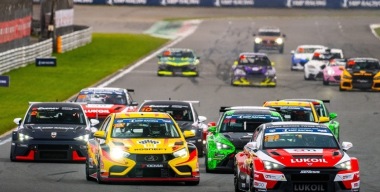 LADA Sport ROSNEFT забронзовела: эмоциональный финал убойного сезона