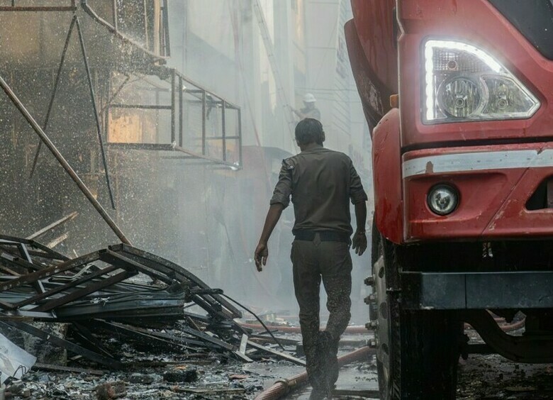Изображение В Индии 15 человек погибли при наезде грузовика на верующих